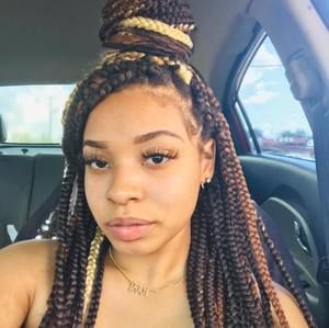Meet your Posher, Averyauna